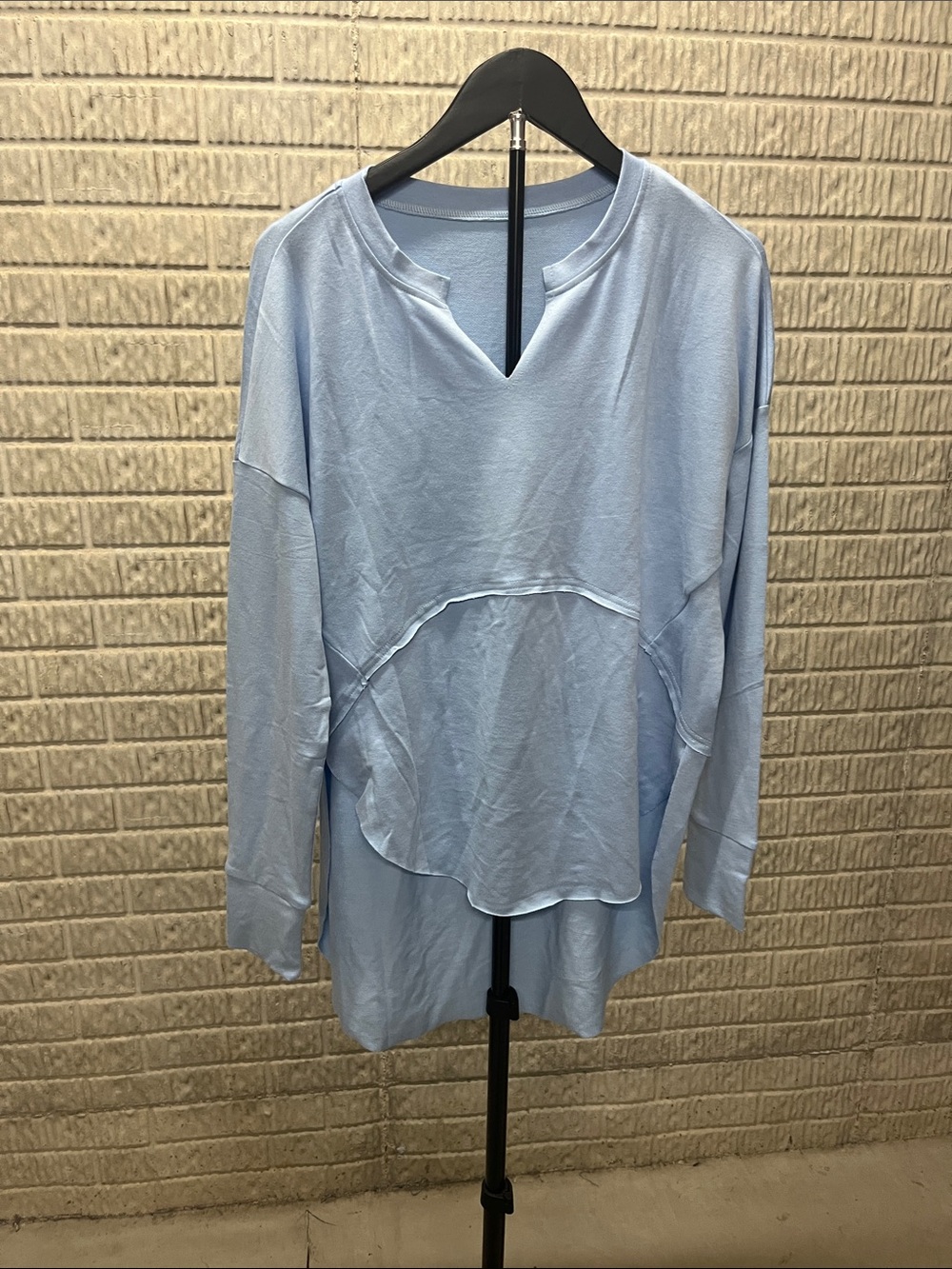 Light Blue Women's Long-Sleeve V-Notch Tunic Top